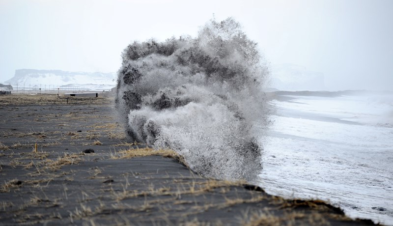 Landgræðsla og landbrot í Víkurfjöru